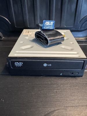 LG GDR-H30N DVD-ROM drive used with IDE cable