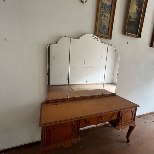Wooden antique vanity with mirror used
