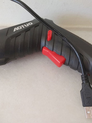 Κατσαβίδι φορτιζόμενο με USB μεταχειρισμένο