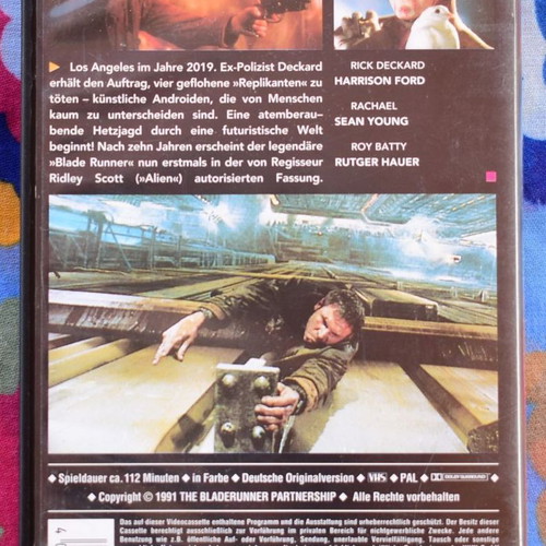 Blade Runner The Director's Cut VHS like new, sci-fi masterpiece