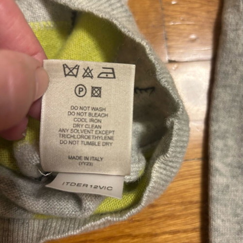 Burberry cashmere sweater S gray like new authentic