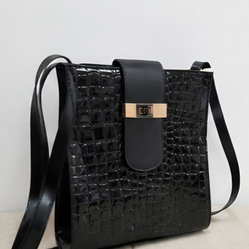 Shoulder bag black like new
