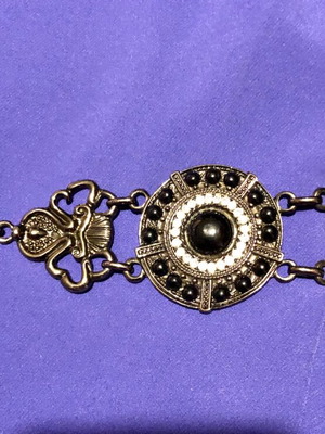 Metal belt vintage 110 cm like new with black and white beads