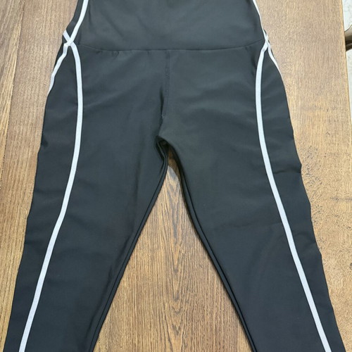 Black thick leggings size XL like new