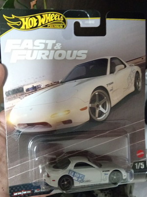 Hot Wheels Premium Mazda RX-7 new