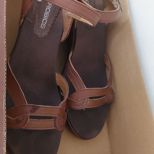 Aerobics platform sandals like new, brown, size 40