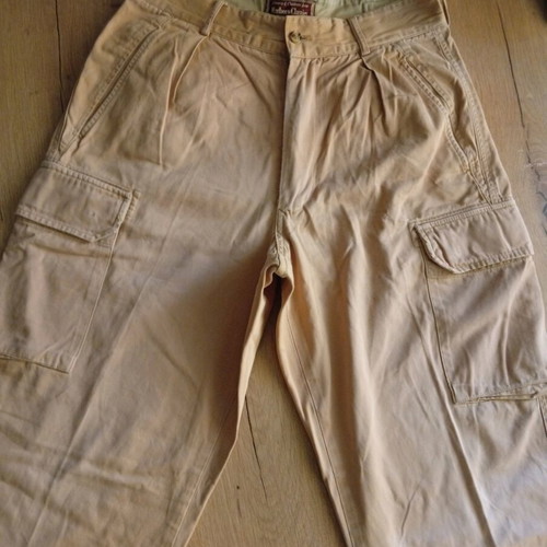 Marlboro Classic Cargo Pants beige size S like new