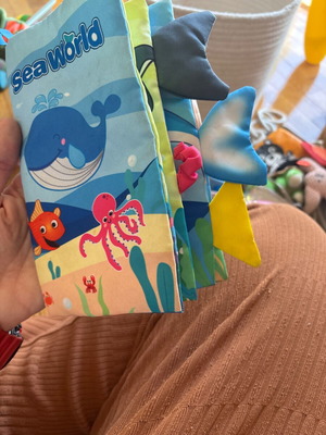 Montessori sensory book for babies like new