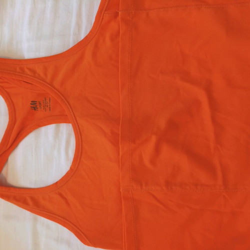H&M sports t-shirt orange size S like new