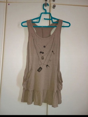 Beige long sleeveless blouse like new, size S