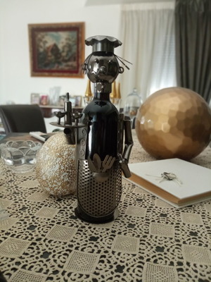 Метална стойка за бутилка вино Waiter като нова