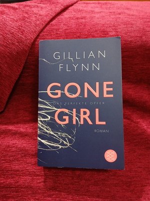 Gone Girl by Gillian Flynn like new, German language
