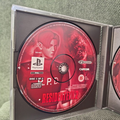 Resident Evil 2 PS1 game used, UK English version