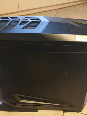 Pc Tower Silverstone Raven RV01 μεταχειρισμένο με καλωδιώσεις και 5 θέσεις CD/DVD