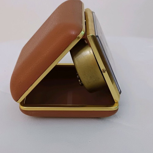 Anker old table alarm clock used