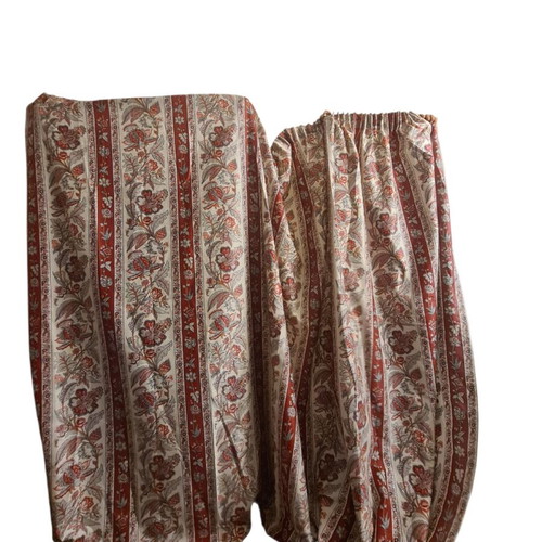 Curtain like new (3.20 x 2.15 m)
