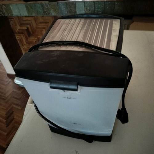 Izzy espresso coffee maker like new