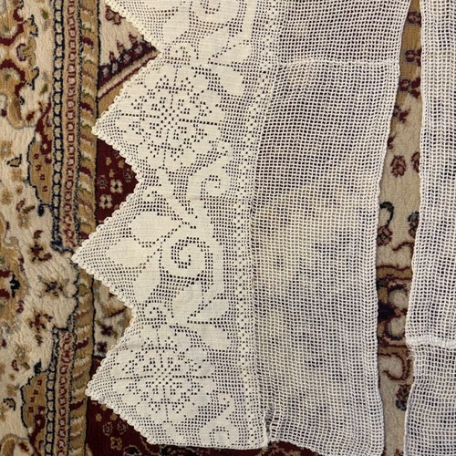 Handmade lace like new, two large pieces 65x40