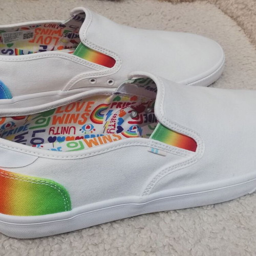 Toms Baja Unity Rainbow Pride shoes new, size 44, multicolor