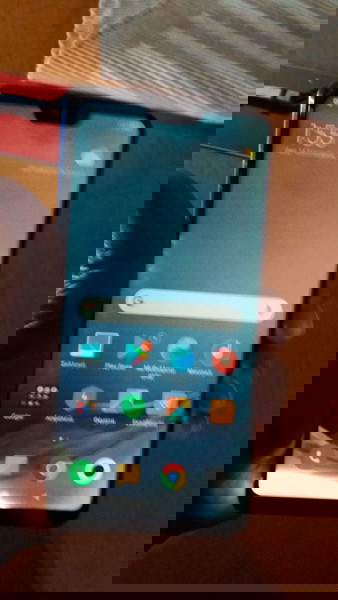 Οθόνη από Xiaomi mi 8 Lite, σπασμένη-Πλήρως λειτουργική