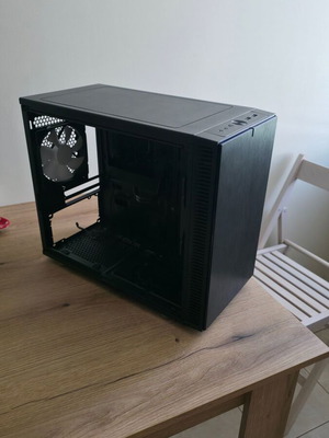 Кутия за компютър Fractal Design Define Nano S, като нова