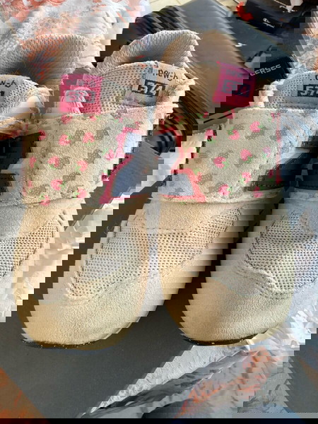 παιδικά βρεφικά παπούτσια new balance νούμερο 25