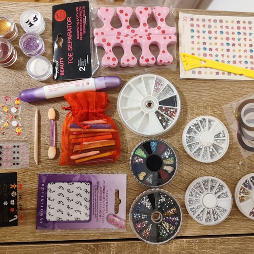 Nail glitter and various nail care items new pack
