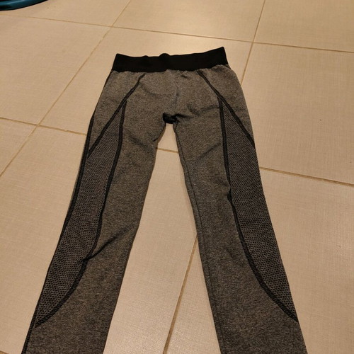 Leggings elastic thin fabric, fits S-M, like new, grey
