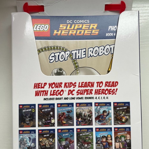 Lego DC Comics Super Heroes set mint condition with 10 comics and 2 books