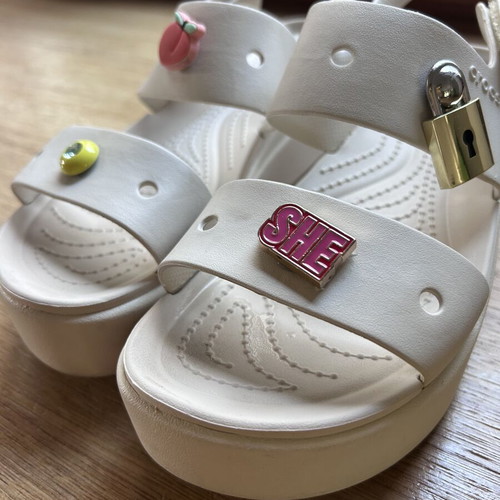 Crocs Brooklyn 4U women's platform sandals with Jibbitz charms, beige
