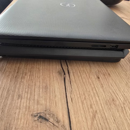 Dell Inspiron 15.6" Laptop 2019 like new, Intel Core i5, 8GB RAM, 256GB SSD