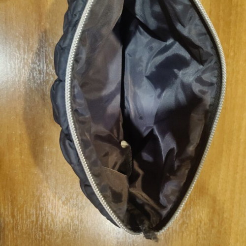 Nesseser women's black like new