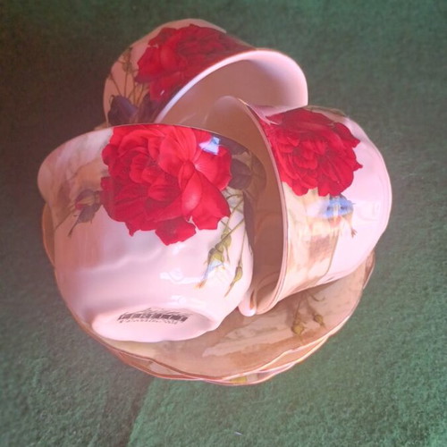 Oriana Ferelli tea cup set used, fine porcelain, 3 pieces
