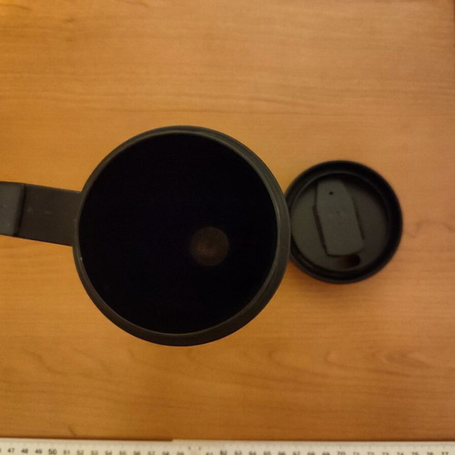 Travel mug with handle, new