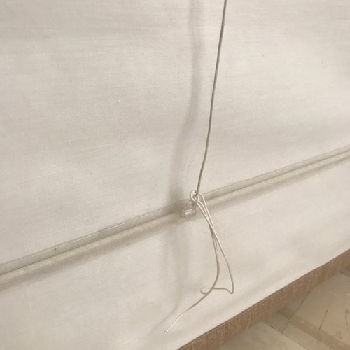 Fabric roller blind like new, dimensions 1.50x1.32 meters