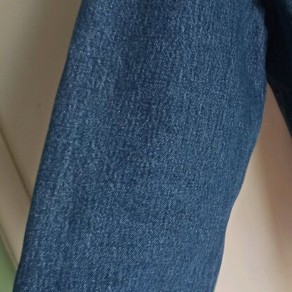 Lee denim jacket women's large with volume sleeves like new, blue