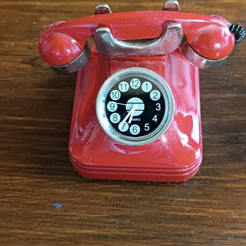 Miniature clock used, 6 cm, battery required