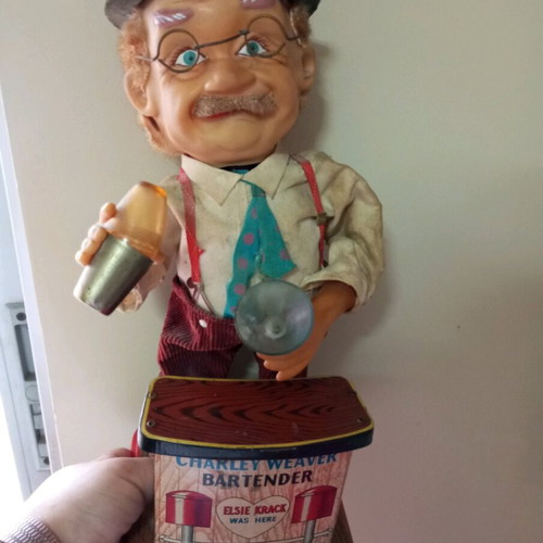 Charley Weaver Bartender used collectible piece