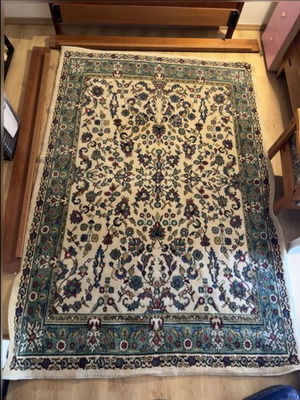 Μεγάλο κλασικό χαλί 2,30x1,90 μ.