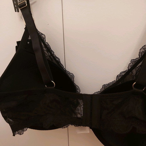 Guess black bra 34D new with lace and gold details