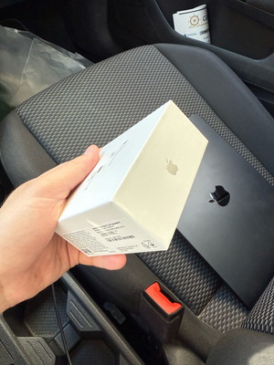 AirPods Pro 2nd generation σφραγισμένα