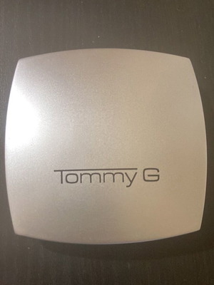 Tommy G Compact blush No. 513 new, Dusky Rose