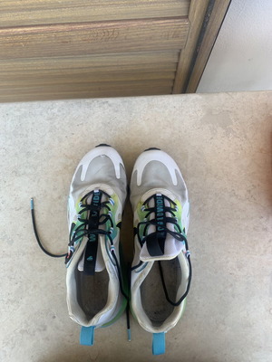 Nike Air Max 270 React sneakers used, white and green, size 44