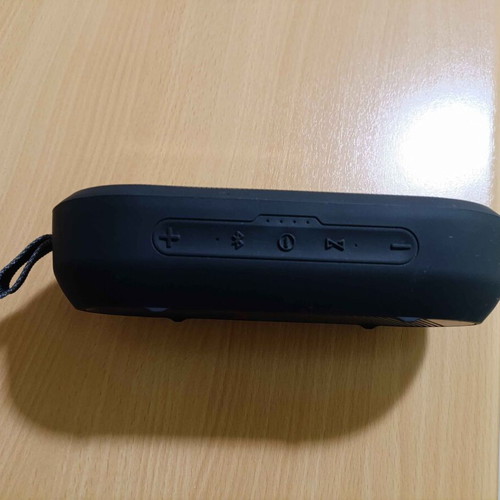 J-Brauv Flex Bluetooth Portable Speaker like new with box and receipt