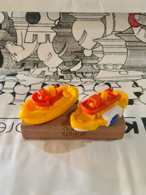 Vintage boats pack of 2 used, made in West Germany