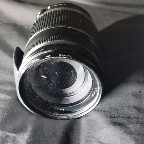 Canon 18-200 f3.5-5.6 IS lens used with filter and hood