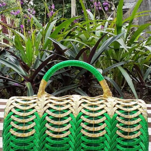 Elegant handmade party shoulder bag green gold, new