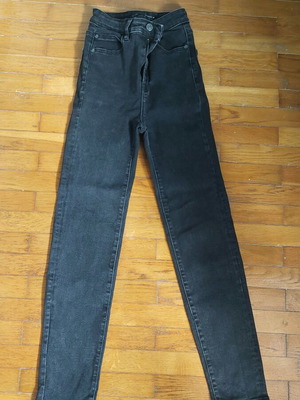 High waist τζιν mom slim fit Stradivarius νούμερο 34 σαν καινούργιο, γκρι-μαύρο