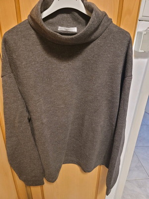 Mango boxy turtleneck sweater like new brown size M