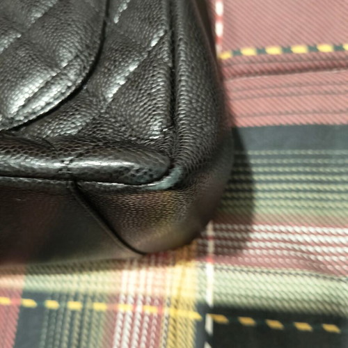 Chanel GST shoulder bag like new, black, Caviar leather